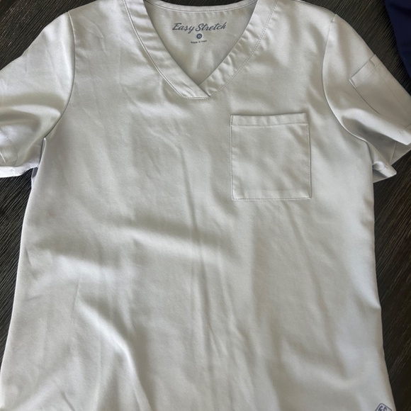 FIGS scrubs sets… original price per set $96 offering $40 per set - Picture 14 of 16